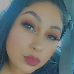 Meet your Posher, Norma